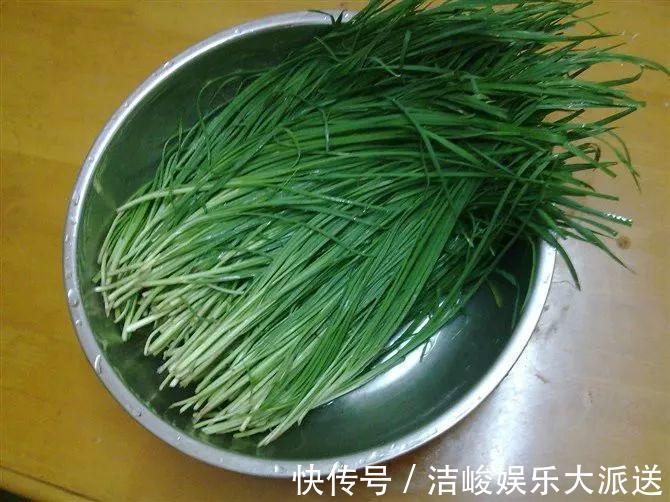 蚜虫|自制养花杀菌水，7天浇一勺，花不生虫不烂根