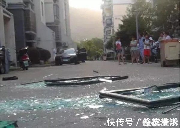 玻璃|关于门窗安全的这些「隐形保障」，你家的门窗都有吗？