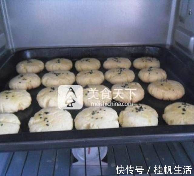 迷你芝麻酥，香酥可口，自制零添加，超简单的下午茶小点