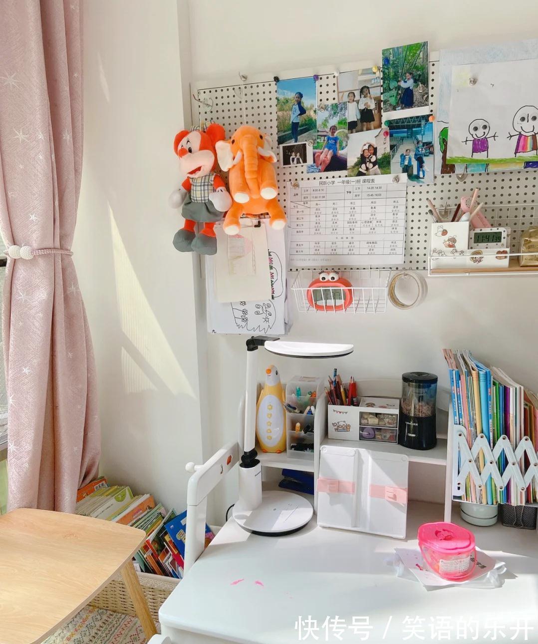 天花板|终于入住新家了,全屋不造型,天花板只做石膏线,温馨又舒适