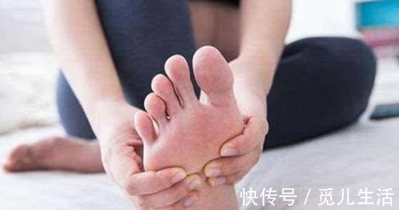 动脉硬化|血脂高的人，身体会展示4种表现，多吃3种蔬菜，让血脂稳定