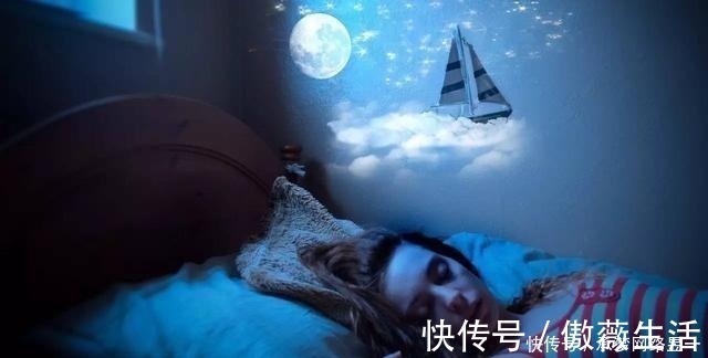 失眠|常常失眠的人，尽量远离3个饮食习惯，常喝1“水”，或有助睡眠