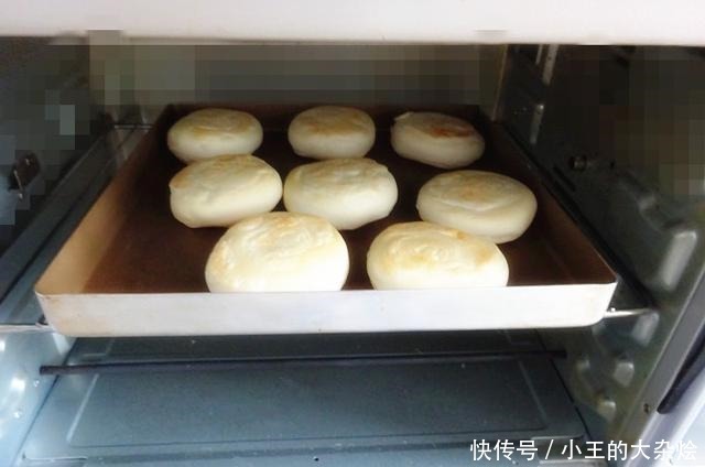 做这种小白饼,这料必加,这么做,口感滋润不干硬,冷热都好吃