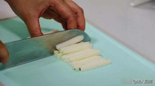 秋季要多喝这汤,看着就很有营养,暖胃又驱寒,明星在家也做了