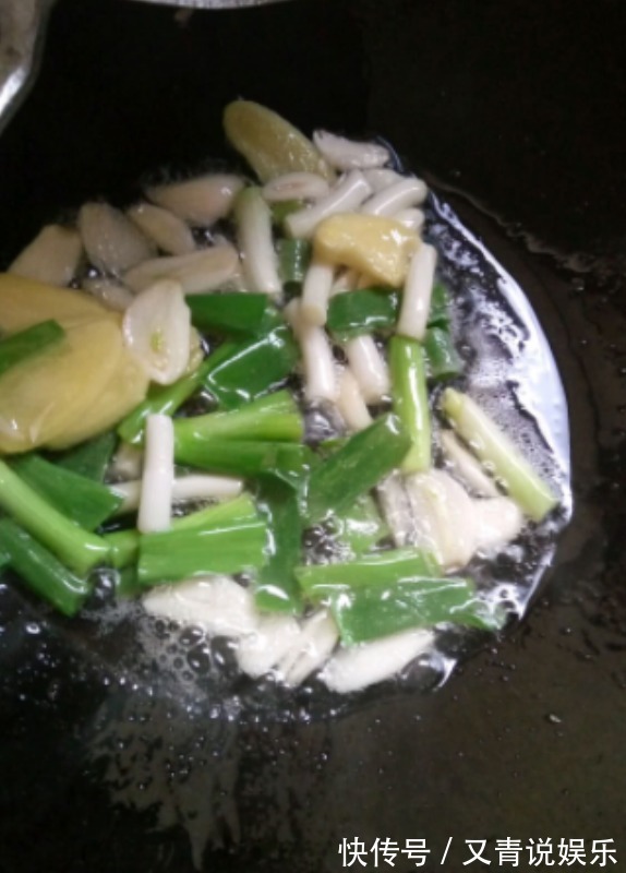 深秋必吃的一道菜，做法简单，可口又下饭，家人天天要吃！