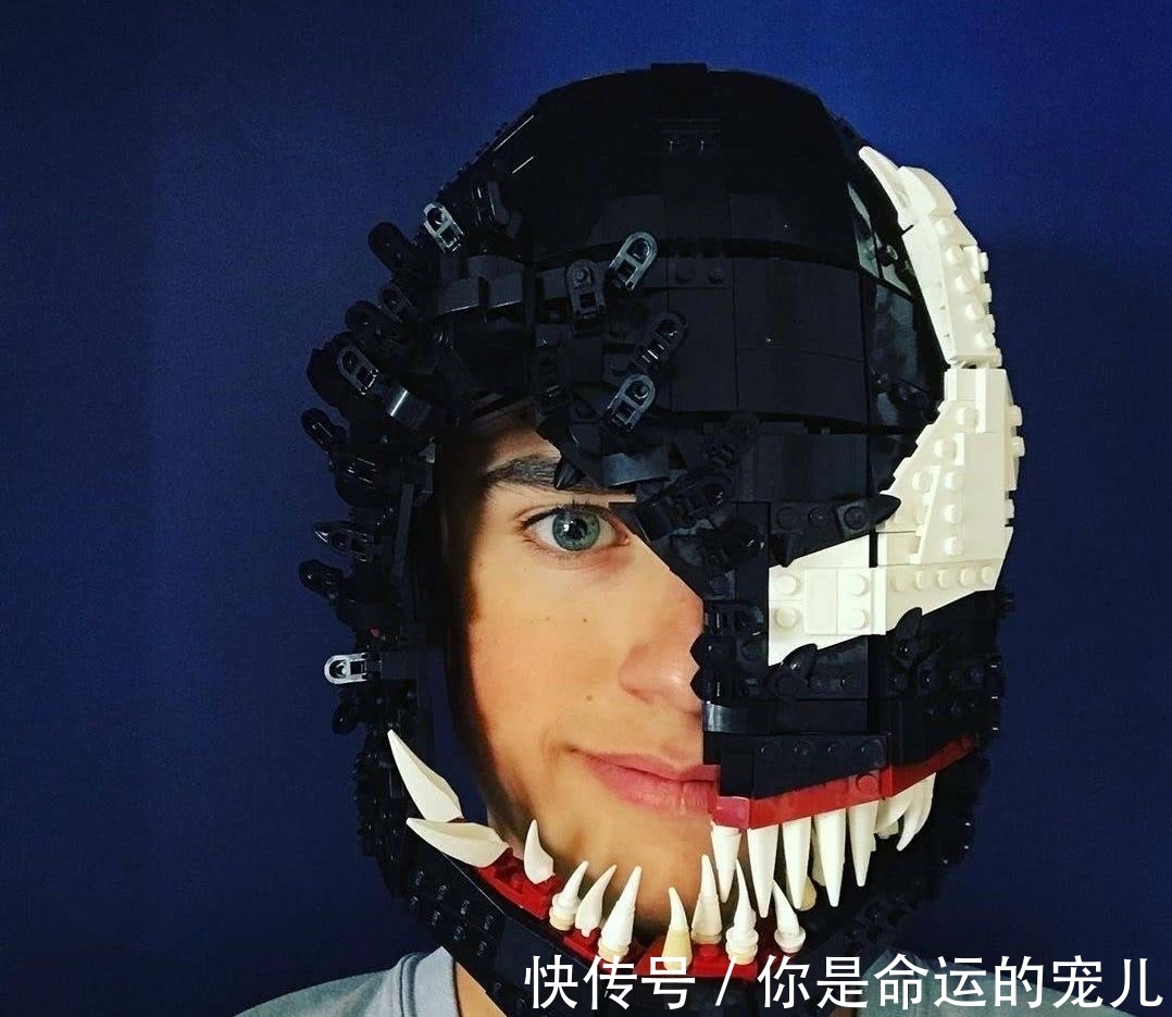 毒液|美女cos毒液一袭白衣别出心裁,网友:面具后的脸才是重点