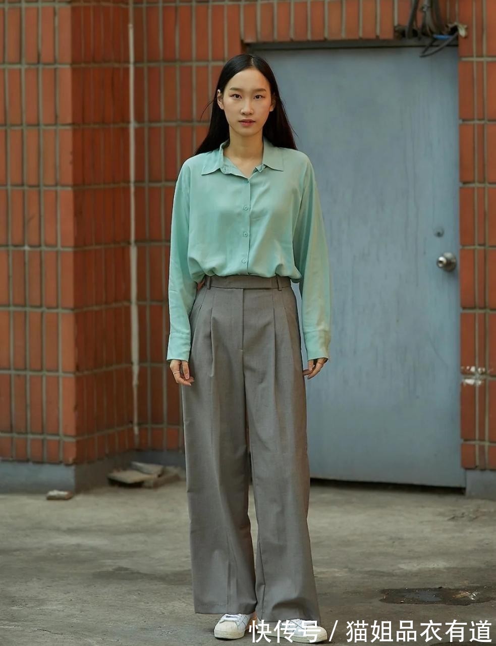 西装裤|被韩国路人街拍惊艳到了,没有礼服和高跟鞋,基础款也能玩转时髦
