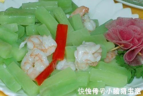 脉搏|无论男女,50岁后想要长寿,身体出现5种“长寿信号”,恭喜你