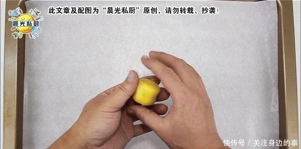 桃酥饼干,制作简单零失败,全程只需用手抓一抓,配料简单又多变