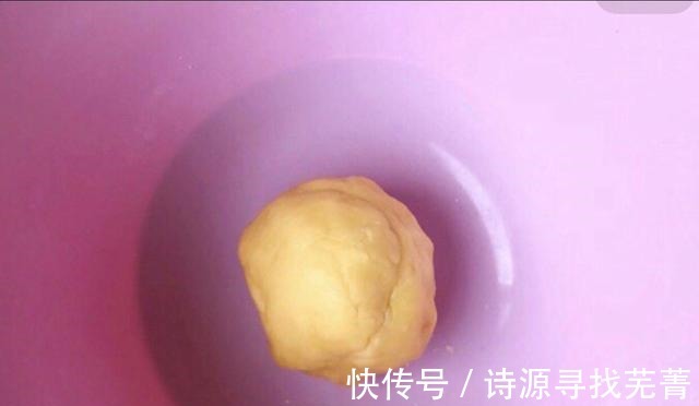 细砂糖|酥软可口的香芋酥，口口惊喜，不是一个好吃就能概括的美味！