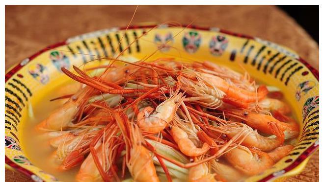 美食|初四亲戚到,5样美食端上桌,再来一壶小酒,美味一桌增进感情