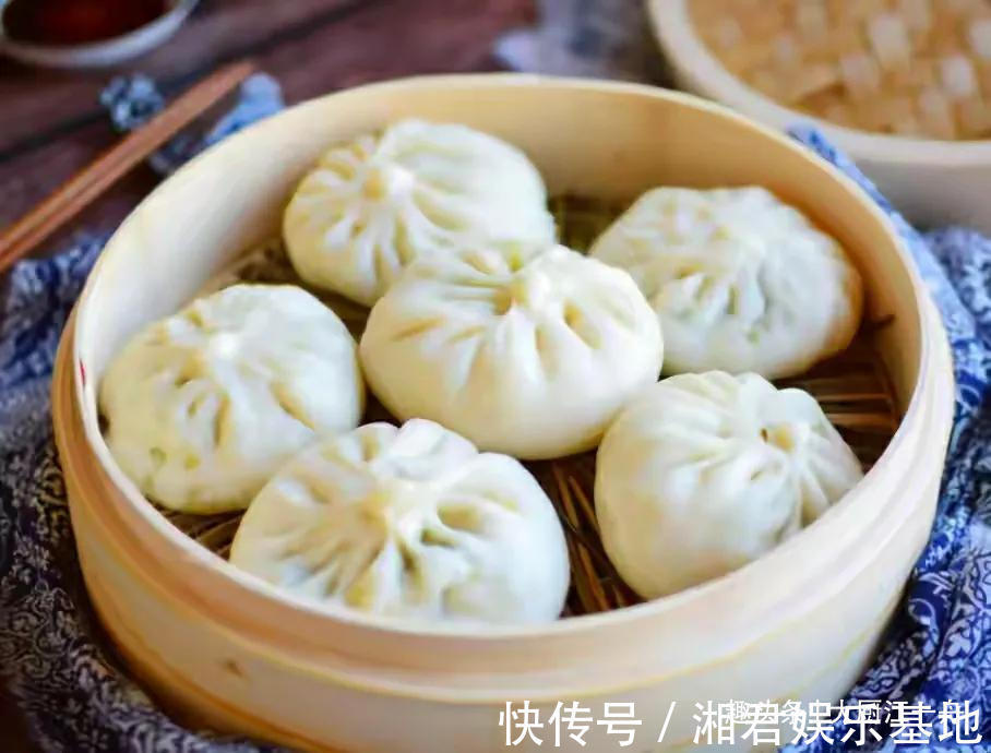 江一舟|蒸包子,开水上锅和冷水上锅蒸差别很大,难怪蒸出来的包子不一样