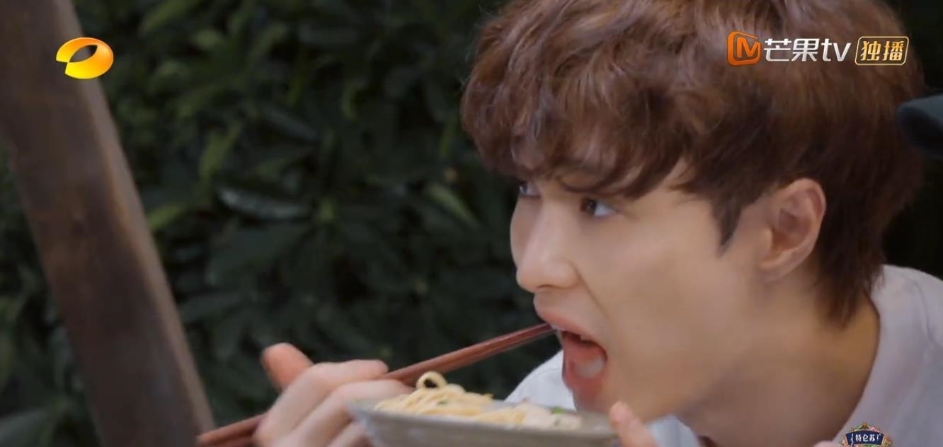 张艺兴|《向往的生活5》张艺兴治愈感爆棚，史航曝私人书单，引起热议！