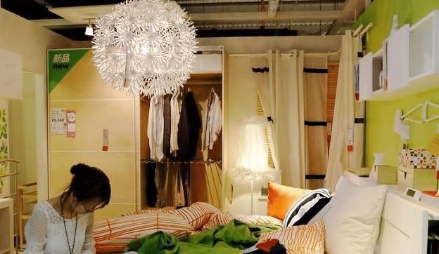 徐虹|“女儿你出去坐月子吧，你弟要回家”“妈，不，阿姨这是我的房”