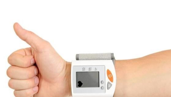 中老年血压高、腰腿疼痛,1味药材煮水,补肝肾、强筋骨、降血压