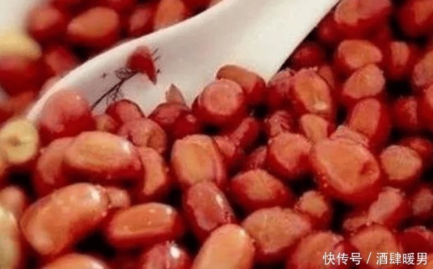 鹿茸|花生“碰上”它,强过鹿茸,男人坚持常吃,或能让肾脏恢复正常