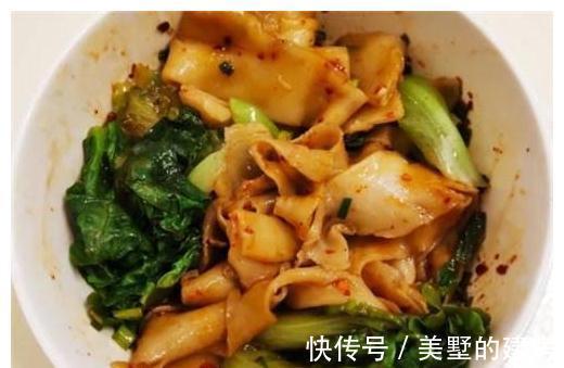 饺子皮|早上不吃包子,一碗面下肚,开胃又解腻,还暖身子,不揉面不醒面