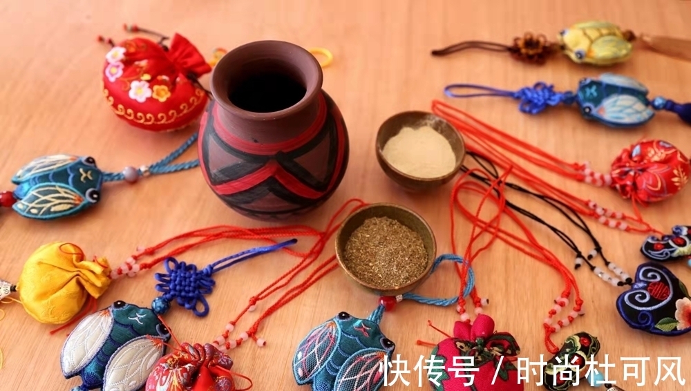 香囊$西峰:传统香包飘药香