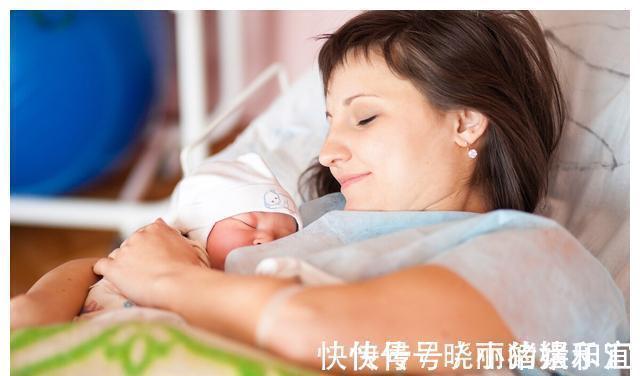 母乳喂养|母乳的孩子不能额外喝水吗?常规不用,遇到这类情况就得给水喝了