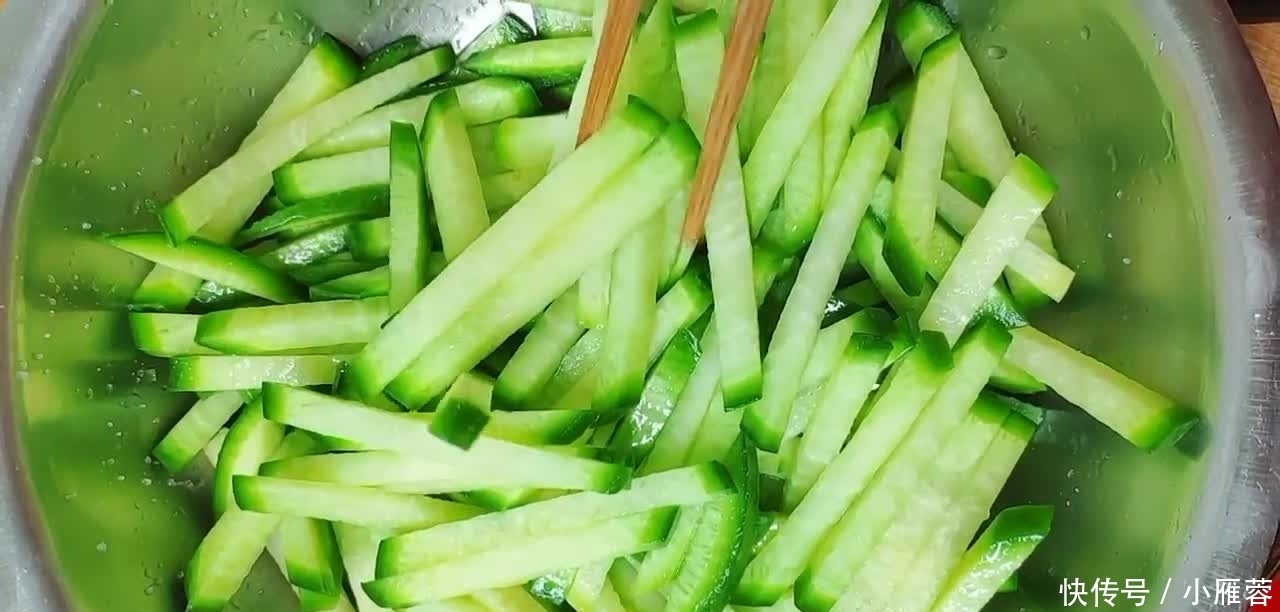 胜似|沙窝萝卜做的咸菜,清脆鲜甜爽口好吃特下饭,不是水果胜似水果!