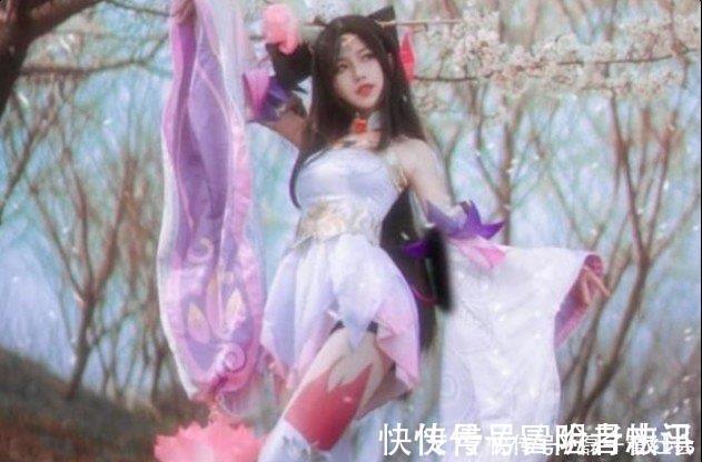 cos|05后初中生COS貂蝉,却被“火焰袜”抢镜,网友:发育太肥了