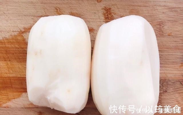 红花藕|医生不会告诉你,失眠最怕这道汤,三天两头炖一锅,一觉睡到天亮