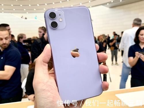 iphone|苹果4和苹果11，价格相差五百元，苹果才是最良心手机厂商