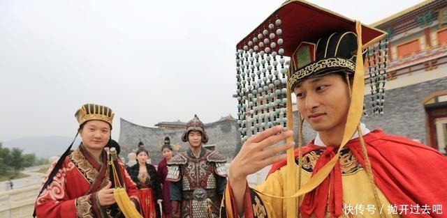 用尽|铁鞭道士法术超强,为了子孙,晚年尽力争取富贵,导致福报用尽!