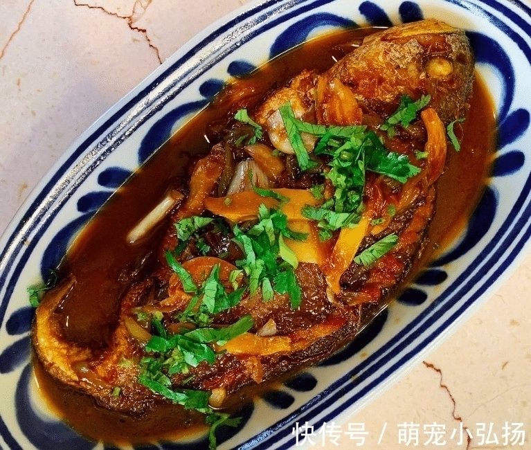 黃磊微博曬大餐,“四口一碗的面”真饞人,網(wǎng)友:我可以一口一碗