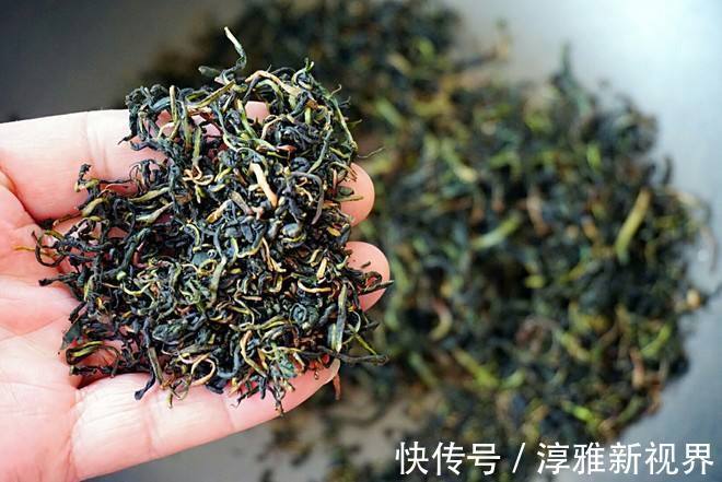 金银花|此物是肝病“死对头”,放一点泡水喝,清热解毒,修复受损肝细胞