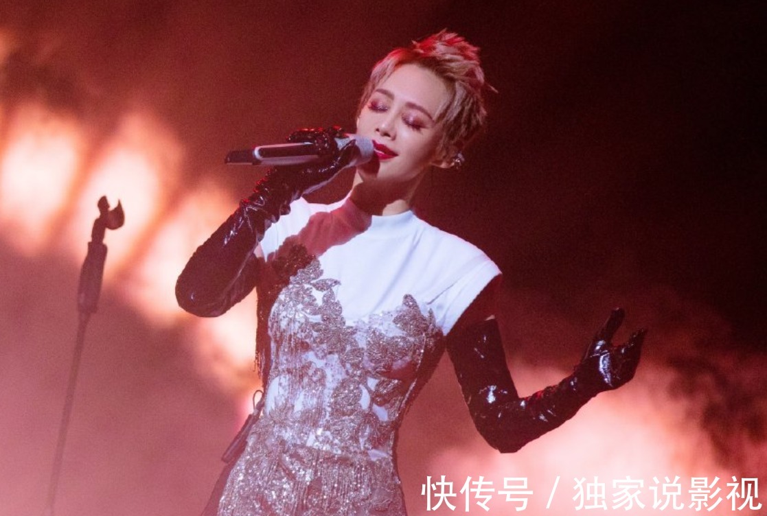 《披哥》決賽夜：陳小春奪冠，海泉卡位出局，晉鉉CP上演四角關系