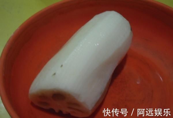 这道菜|木耳加一物,金子都不换,常吃排出体内毒素,大肚腩悄悄不见