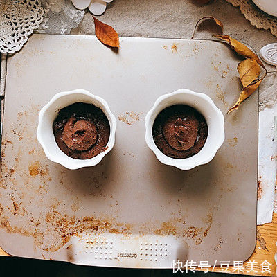 「万无一失」巧克力熔岩蛋糕