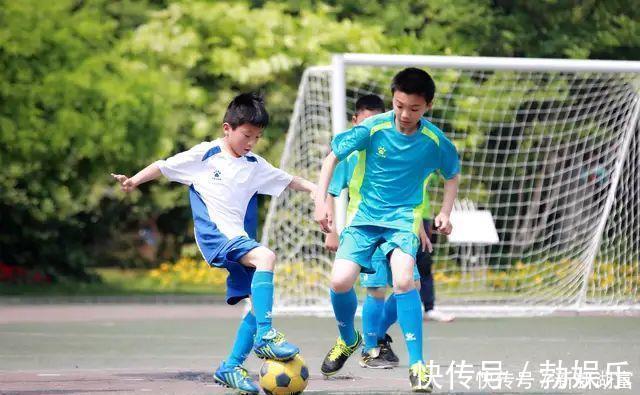 积食|儿科医生拉进“黑名单”的3种食物,孩子吃了个矮发育慢,赶紧改