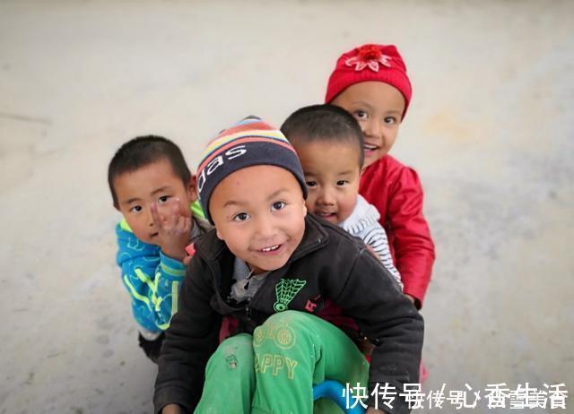 感情|兄弟姐妹关系再好,也别做这3件伤感情的事,搞不好会闹翻脸