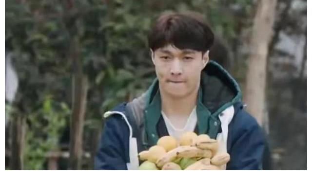 向往的生活|追了五季《向往的生活》越搞越烂，张艺兴成了最后一把下头催化剂