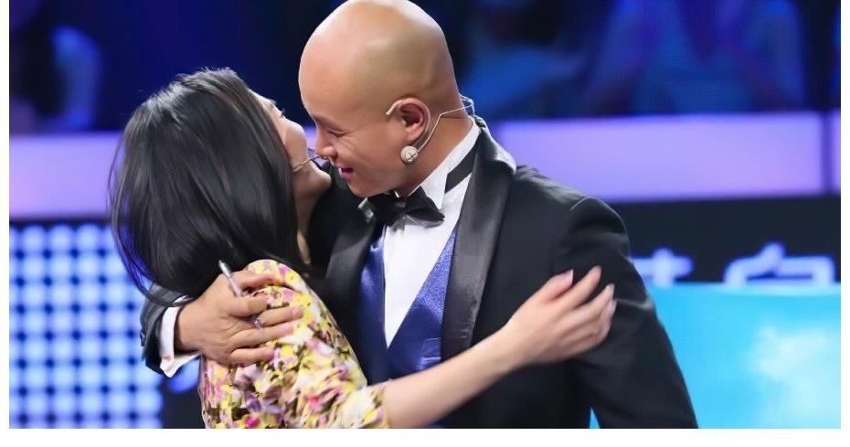 三婚|乐嘉辟谣强吻谢娜，三婚二离的他，从爆红到销声匿迹都经历了啥？