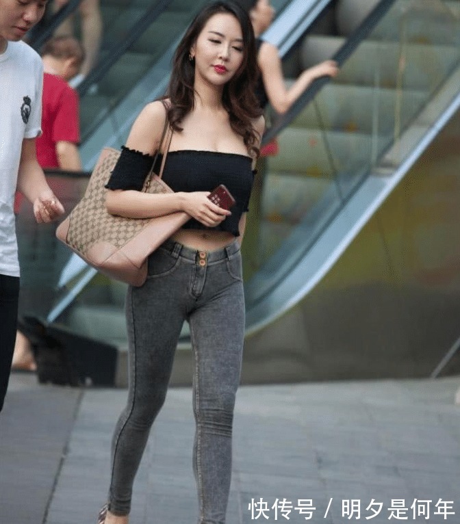 质量|崩成这样都没事，裤子质量不错！