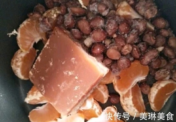 子宫|红豆和它们一起煮，坚持喝，头发变乌黑，皱纹消失了，子宫更干净