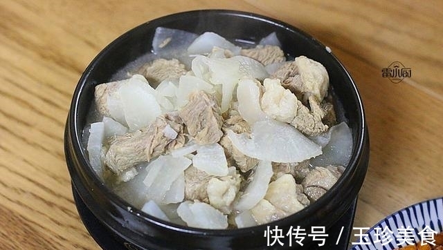 晚上下班回家，做了4个菜，2荤2素，才用了30块钱，真实惠！