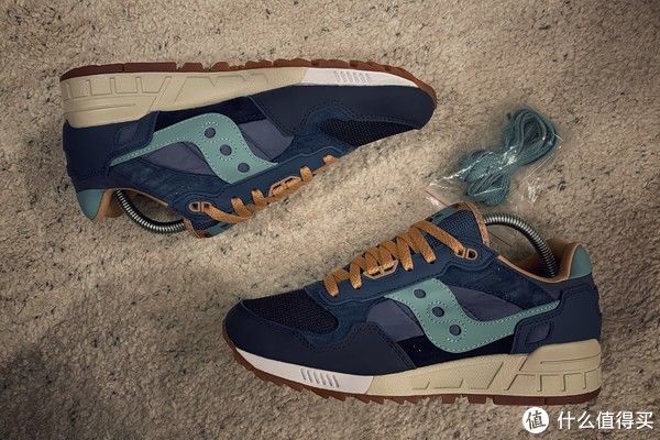 Kinsei Sneaker 篇一百五十一：Saucony Rain Pack与Asics Kinsei Og分享