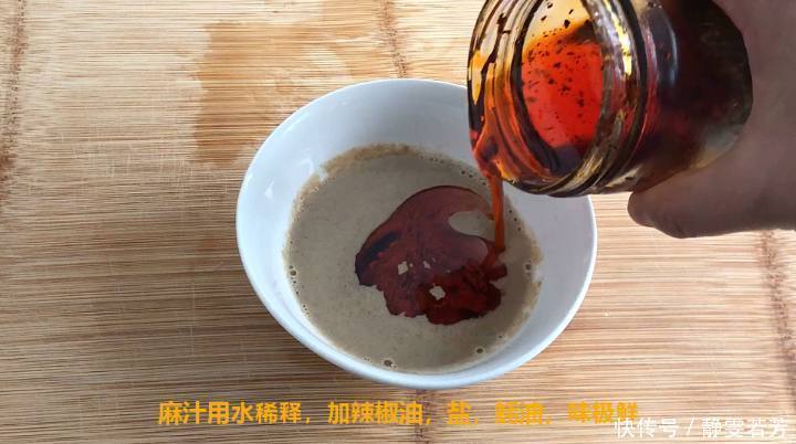 韭菜|豆腐皮不要炒韭菜了，教你个简单新做法，吃一口上瘾，比肉都香