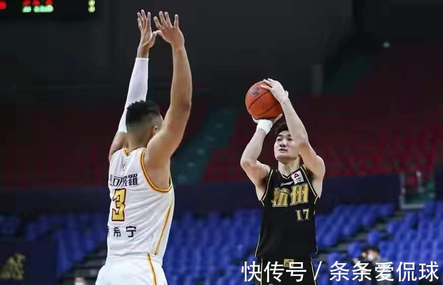 外援|CBA4消息,深圳遭遇4连败,琼斯再回暖,王治郅送礼德克
