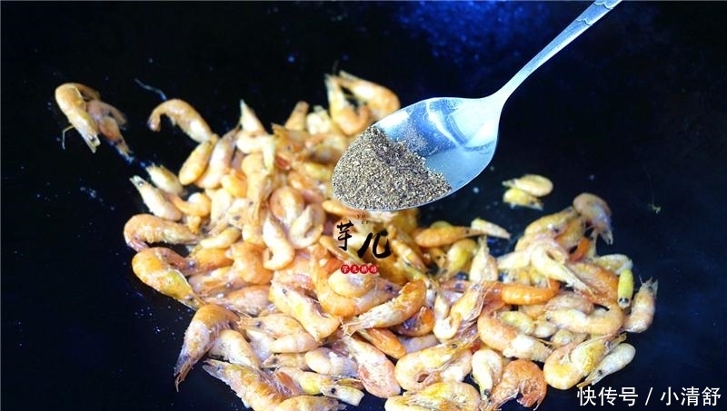 小河虾好吃的做法,简单美味,酥香可口,下酒又补钙