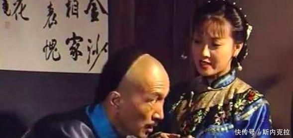 刘墉|考古专家挖开了刘罗锅的墓地,掀开棺材后大惊失色野史不可信啊!