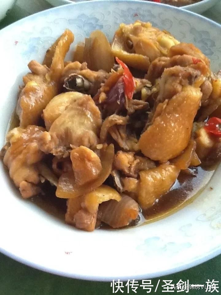 三八节将至，教你32道解馋下饭的家常菜，看着女神吃着过瘾！