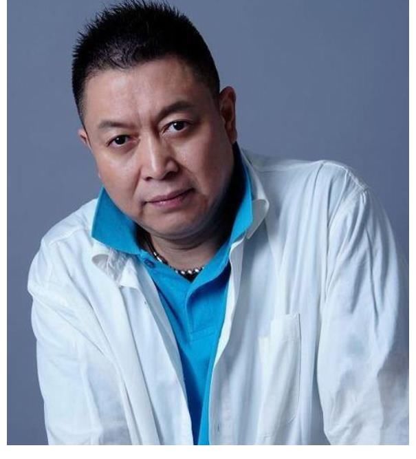 電子琴|(zhì)王芳不再隱瞞，揭開與王為念的真實(shí)關(guān)系，這就是單身至今的理由？