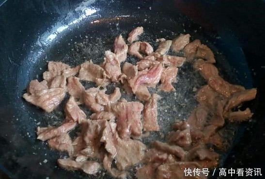 腌制|炒牛肉时,掌握2个技巧,牛肉软嫩又入味,不柴不腥!