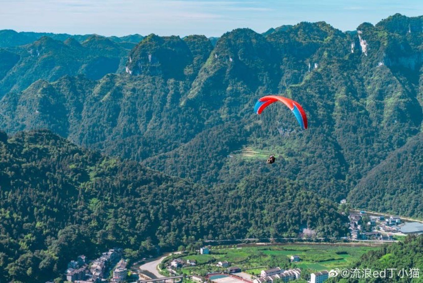 矮寨大桥|自驾《神奇女侠》取景地：矮寨奇观旅游区｜奇遇峡谷高桥、苗寨、飞瀑