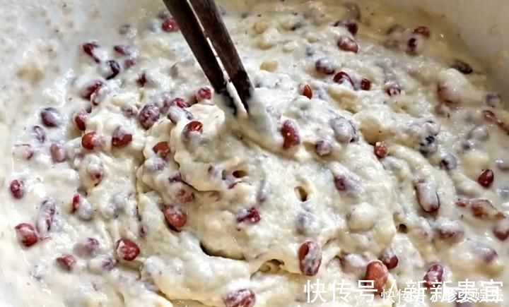 蒸糕|水果蒸糕太好吃了，不用一滴水，香甜蓬松又细腻，老人孩子都爱吃